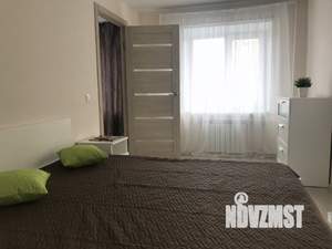 2-к квартира, посуточно, 44м2, 1/1 этаж