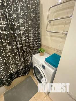 1-к квартира, посуточно, 35м2, 6/10 этаж