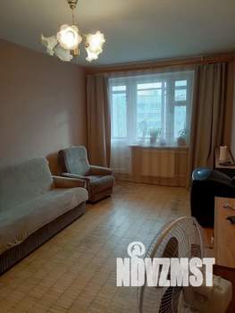 1-к квартира, посуточно, 34м2, 8/9 этаж