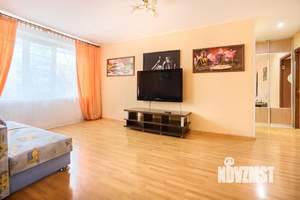 2-к квартира, посуточно, 45м2, 2/5 этаж