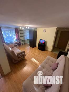 2-к квартира, посуточно, 43м2, 1/5 этаж