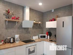 1-к квартира, посуточно, 50м2, 2/4 этаж