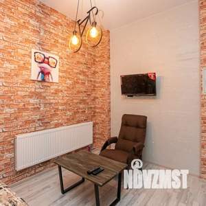1-к квартира, посуточно, 44м2, 1/9 этаж