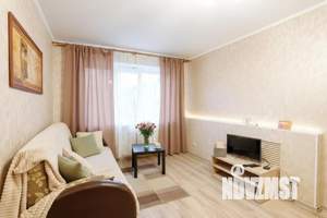 1-к квартира, посуточно, 38м2, 5/5 этаж