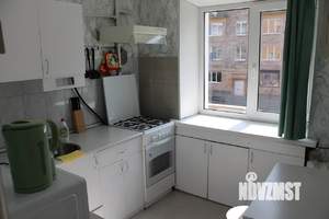 2-к квартира, посуточно, 46м2, 2/5 этаж