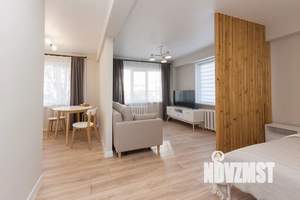 Студия квартира, посуточно, 30м2, 1/5 этаж