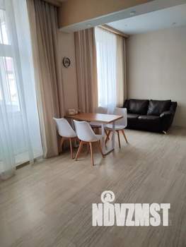 Студия квартира, посуточно, 33м2, 5/5 этаж