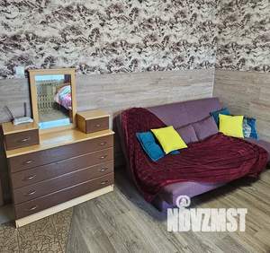 Студия квартира, посуточно, 30м2, 6/9 этаж