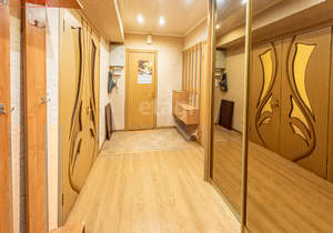 4-к квартира, вторичка, 105м2, 1/4 этаж