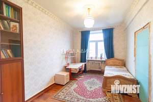 4-к квартира, вторичка, 95м2, 2/4 этаж