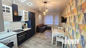 2-к квартира, вторичка, 56м2, 1/9 этаж