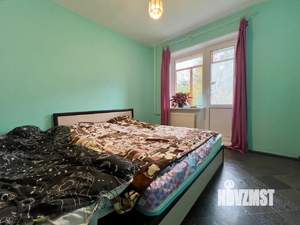 3-к квартира, вторичка, 64м2, 1/9 этаж