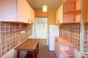 3-к квартира, вторичка, 53м2, 2/2 этаж