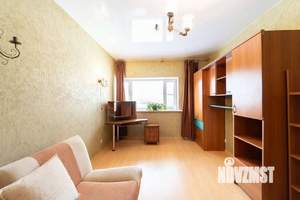 4-к квартира, вторичка, 125м2, 2/2 этаж