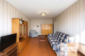 2-к квартира, вторичка, 42м2, 4/5 этаж