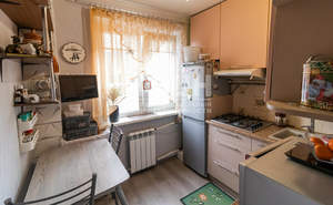 2-к квартира, вторичка, 44м2, 1/5 этаж