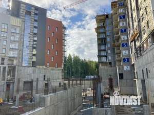 3-к квартира, вторичка, 71м2, 8/8 этаж