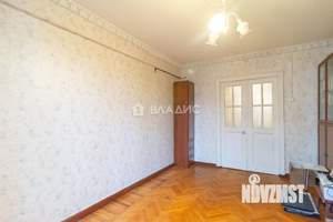 4-к квартира, вторичка, 95м2, 2/4 этаж