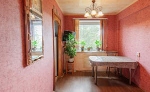 4-к квартира, вторичка, 59м2, 5/5 этаж