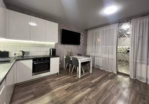 4-к квартира, вторичка, 98м2, 3/10 этаж