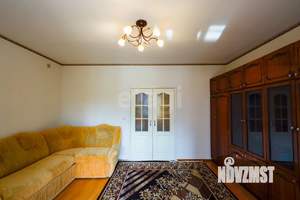 2-к квартира, вторичка, 65м2, 1/4 этаж