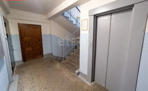 3-к квартира, вторичка, 68м2, 1/9 этаж