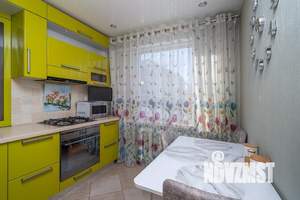 3-к квартира, вторичка, 63м2, 1/5 этаж