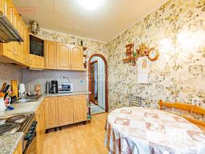 4-к квартира, вторичка, 71м2, 9/9 этаж