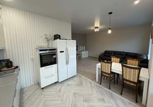 3-к квартира, вторичка, 82м2, 1/3 этаж