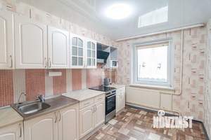 3-к квартира, вторичка, 65м2, 1/9 этаж