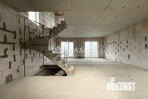 5-к квартира, вторичка, 177м2, 3/3 этаж