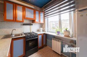 4-к квартира, вторичка, 59м2, 5/5 этаж