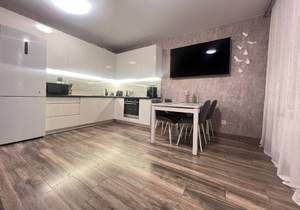 4-к квартира, вторичка, 98м2, 3/10 этаж