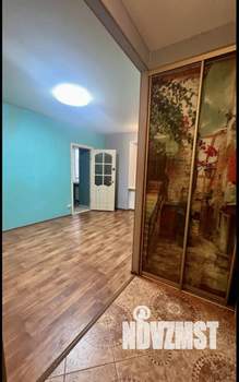 2-к квартира, вторичка, 38м2, 3/5 этаж