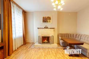 4-к квартира, вторичка, 107м2, 3/5 этаж
