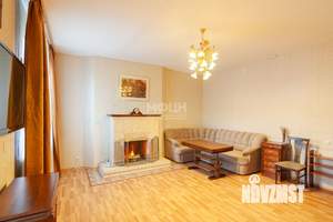 4-к квартира, вторичка, 107м2, 3/5 этаж