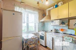 3-к квартира, вторичка, 49м2, 5/5 этаж
