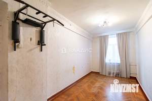 4-к квартира, вторичка, 95м2, 2/4 этаж