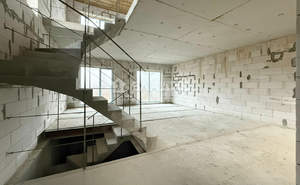 5-к квартира, вторичка, 177м2, 3/3 этаж