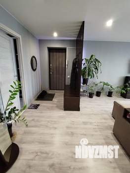 3-к квартира, вторичка, 61м2, 5/5 этаж