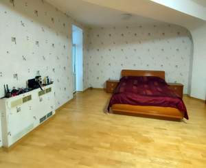 4-к квартира, вторичка, 171м2, 6/7 этаж