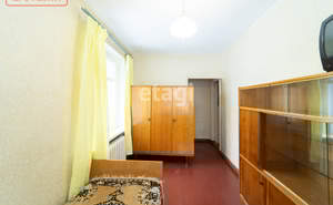 2-к квартира, вторичка, 41м2, 1/4 этаж