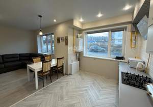 3-к квартира, вторичка, 82м2, 1/3 этаж