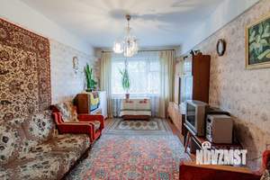 2-к квартира, вторичка, 45м2, 1/5 этаж