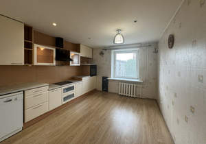 3-к квартира, вторичка, 87м2, 5/5 этаж
