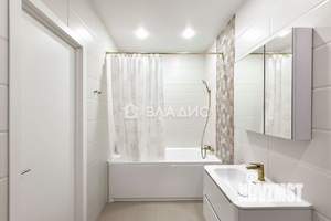 2-к квартира, вторичка, 54м2, 1/5 этаж