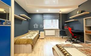 4-к квартира, вторичка, 135м2, 2/4 этаж