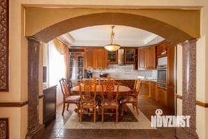3-к квартира, вторичка, 139м2, 4/5 этаж