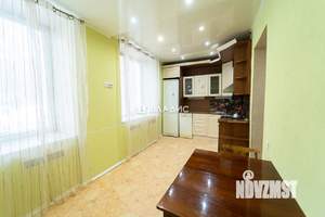 4-к квартира, вторичка, 102м2, 1/4 этаж