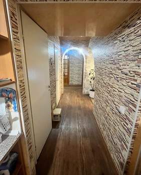 3-к квартира, вторичка, 73м2, 3/3 этаж